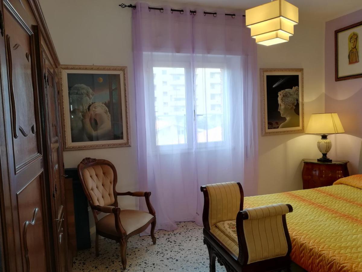 Domus Aurea Bed & Breakfast Oristano Ngoại thất bức ảnh