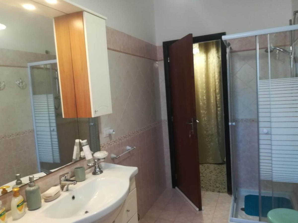 Domus Aurea Bed & Breakfast Oristano Ngoại thất bức ảnh